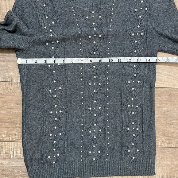 The Loft Outlet Gray Cable Knit Sweater with Pearls Long Sleeve Sz S - Picture 9 of 11